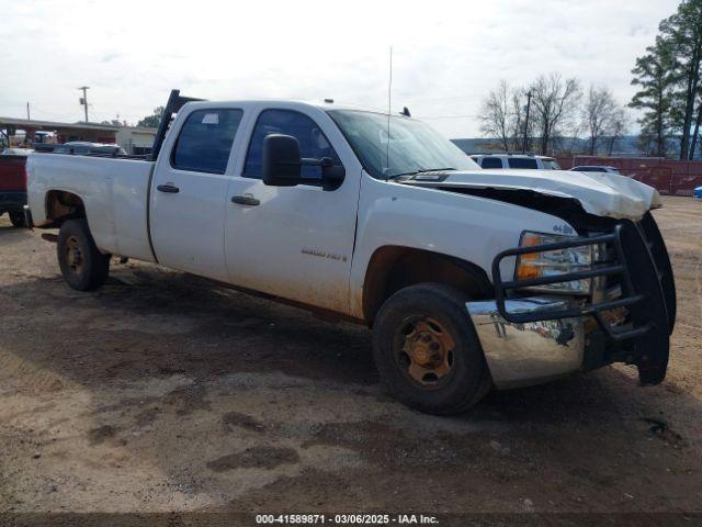  Salvage Chevrolet Silverado 2500