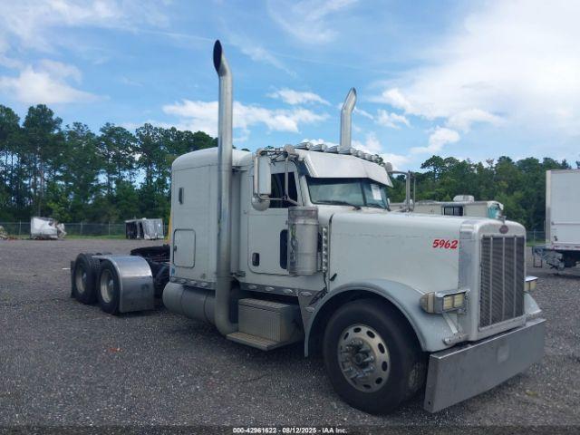  Salvage Peterbilt 379