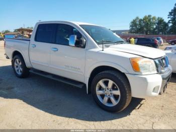  Salvage Nissan Titan
