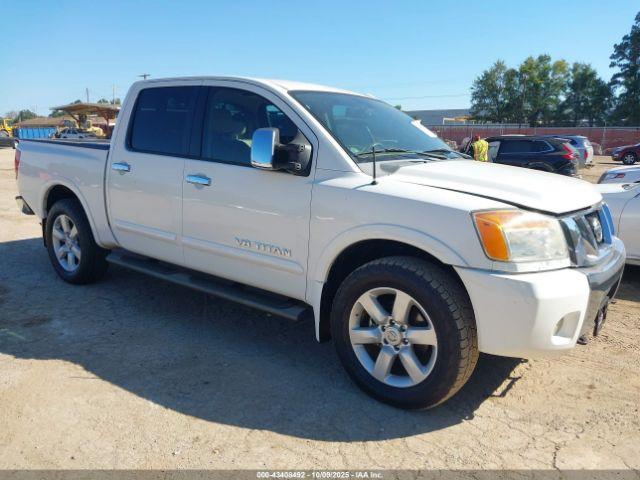  Salvage Nissan Titan