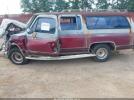 Chevrolet Suburban R1500 Image 13