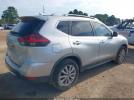 Nissan Rogue Sv Image 2
