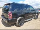 GMC Yukon Denali Image 11