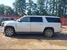 GMC Yukon Denali Image 4