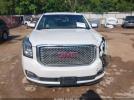 GMC Yukon Denali Image 14
