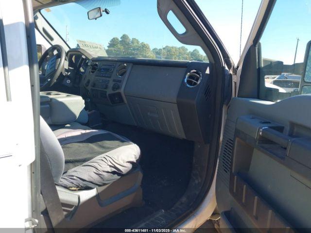 Ford F-250 Xlt Image 15