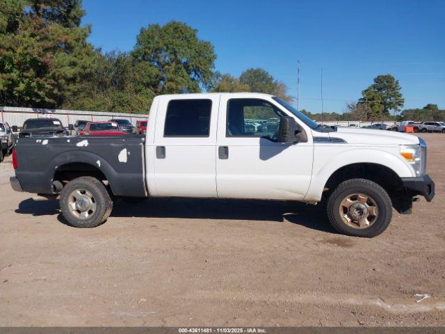 Ford F-250 Xlt Image 11