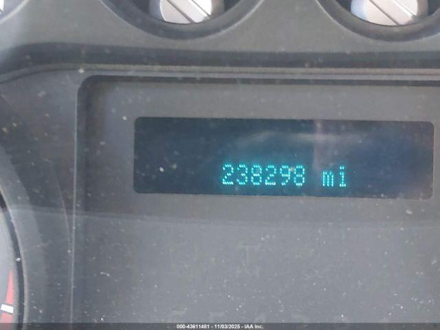 Ford F-250 Xlt Image 3