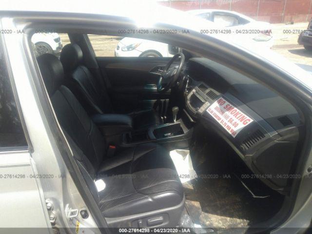 Toyota Avalon Touring Image 8