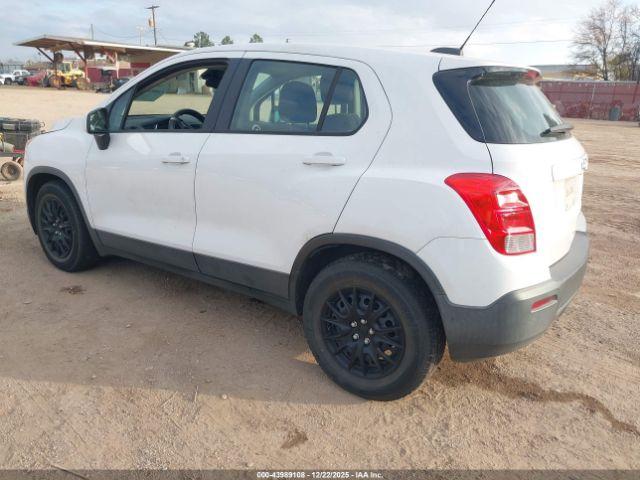 Chevrolet Trax 1ls Image 8