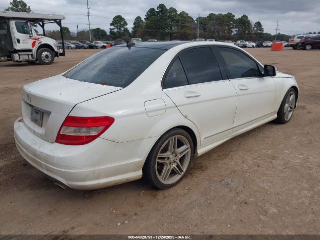 Mercedes-Benz C-Class Image 3