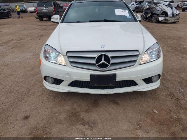 Mercedes-Benz C-Class Image 8