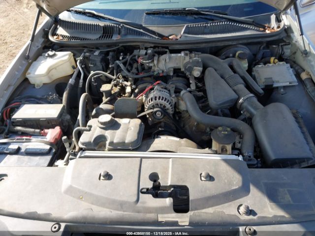 Lincoln Towncar Signature Image 11