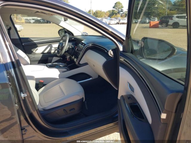 Hyundai TUCSON Limited Image 2