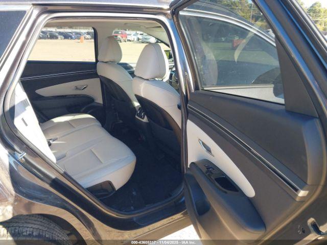 Hyundai TUCSON Limited Image 19