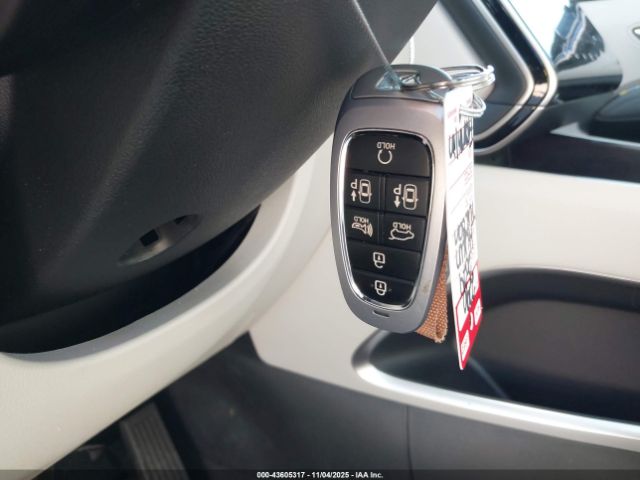 Hyundai TUCSON Limited Image 12