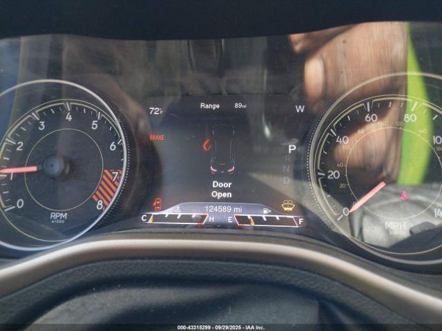 Jeep Cherokee Limited Image 12