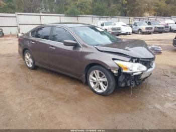  Salvage Nissan Altima