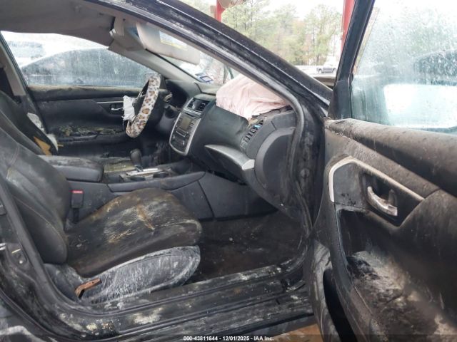 Nissan Altima 2.5 S Image 7