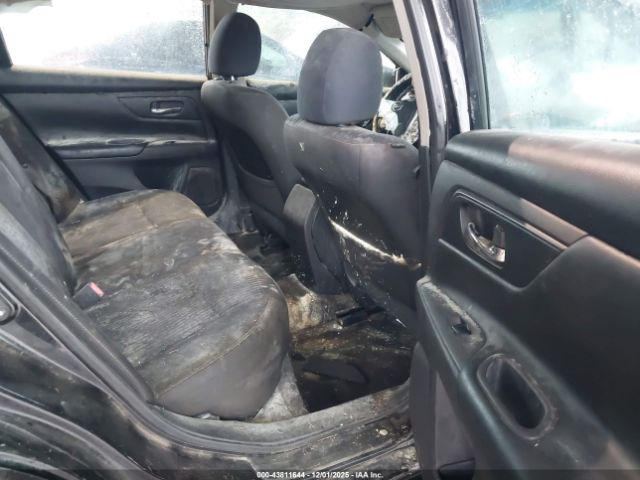 Nissan Altima 2.5 S Image 10