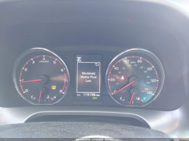 Toyota RAV4 Se Image 4