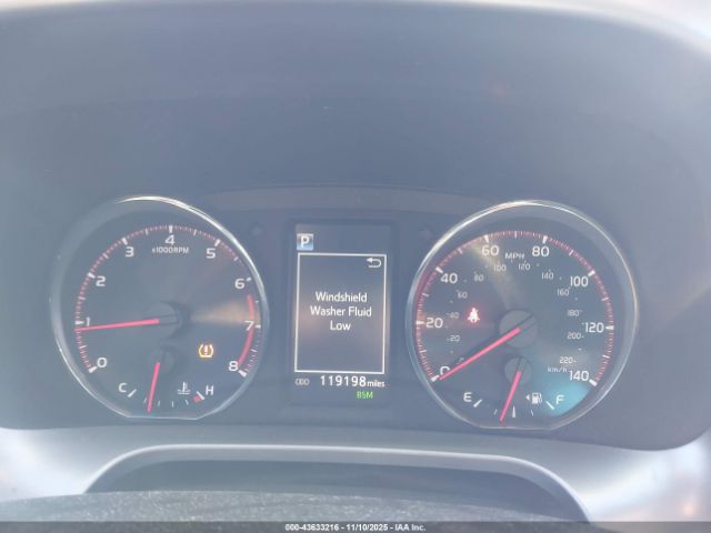 Toyota RAV4 Se Image 20