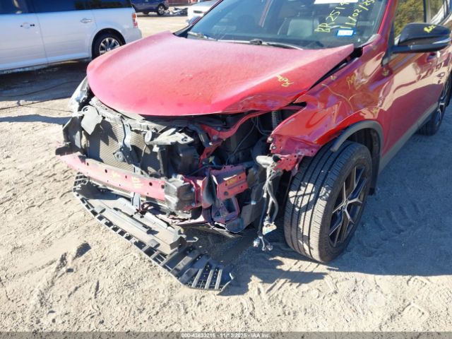 Toyota RAV4 Se Image 15