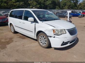  Salvage Chrysler Town & Country