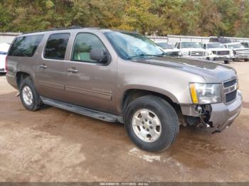  Salvage Chevrolet Suburban 1500