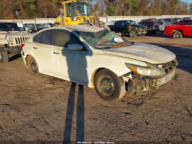 Nissan Altima 2.5 S Image 1