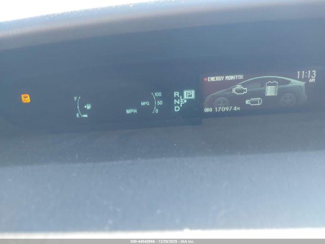 Toyota Prius Two Image 6