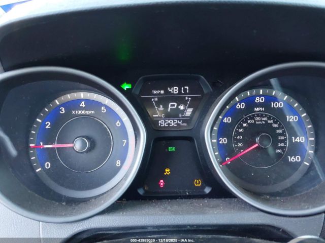 Hyundai ELANTRA Se Image 8