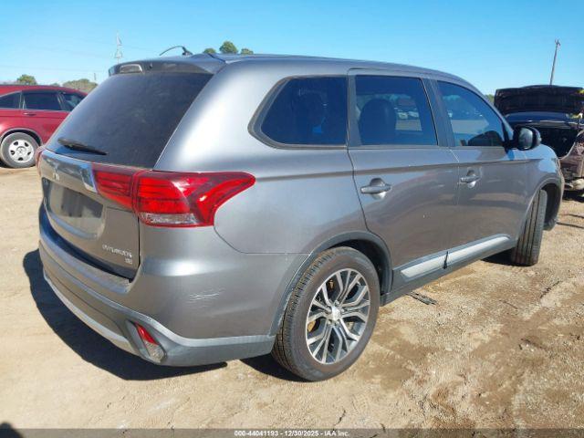 Mitsubishi Outlander Se Image 2