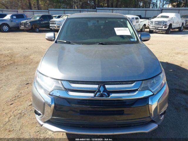 Mitsubishi Outlander Se Image 5