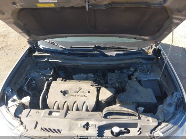 Mitsubishi Outlander Se Image 11