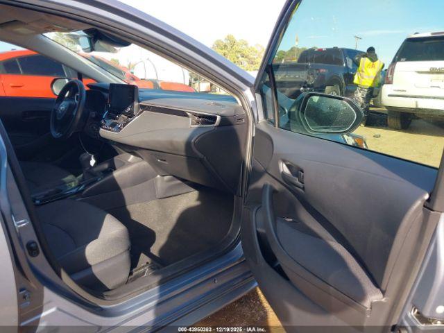 Toyota Corolla Le Image 3