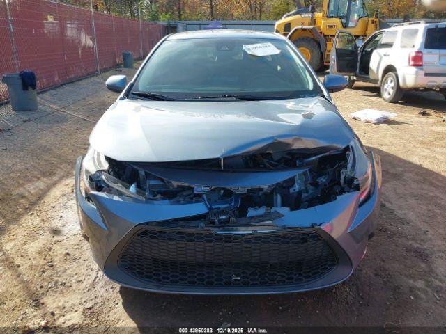 Toyota Corolla Le Image 15