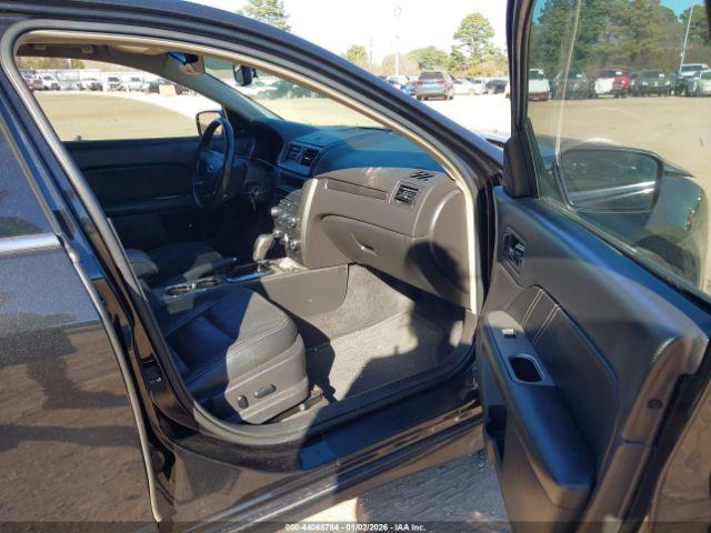 Ford Fusion Sport Image 9