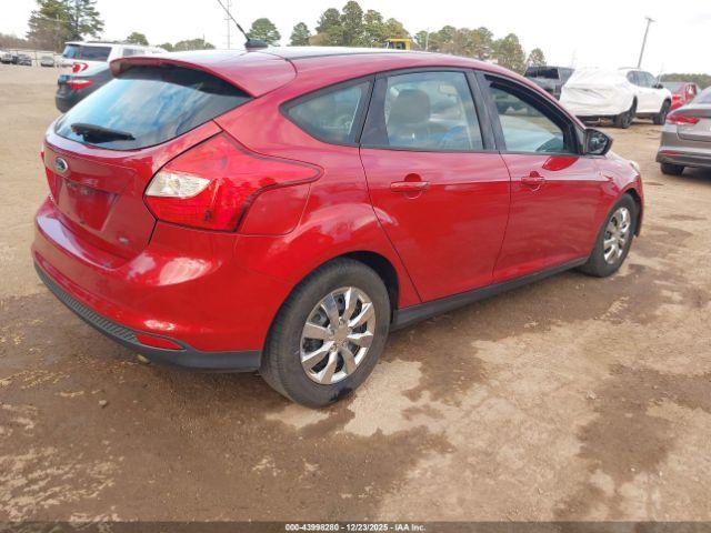 Ford Focus Se Image 10