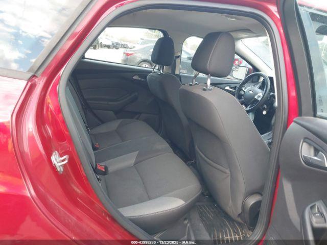 Ford Focus Se Image 5