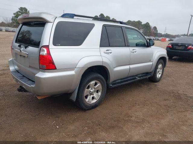 Toyota 4Runner Sr5 V6 Image 3