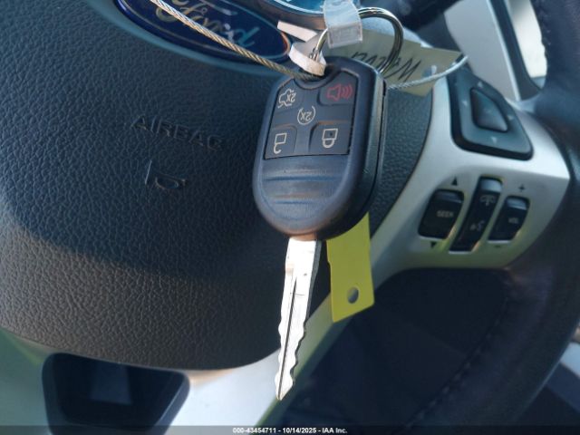 Ford Explorer Xlt Image 17