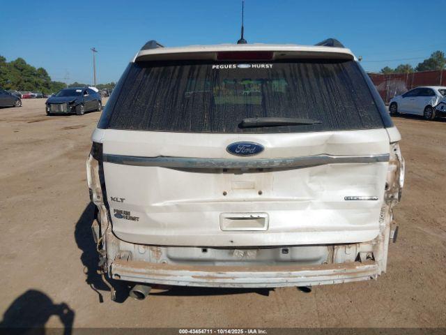 Ford Explorer Xlt Image 14