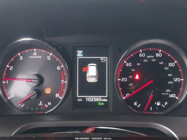 Toyota RAV4 Se Image 3