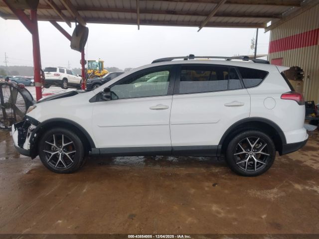 Toyota RAV4 Se Image 14