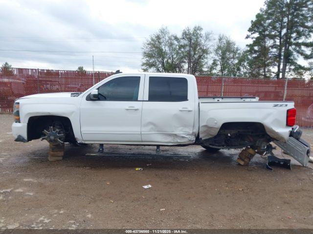 Chevrolet Silverado 1500 2lt Image 16