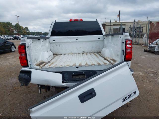 Chevrolet Silverado 1500 2lt Image 2