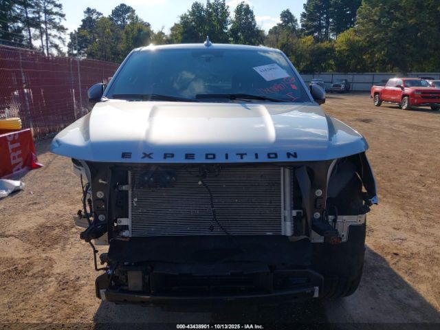 Ford Expedition Limited Image 10