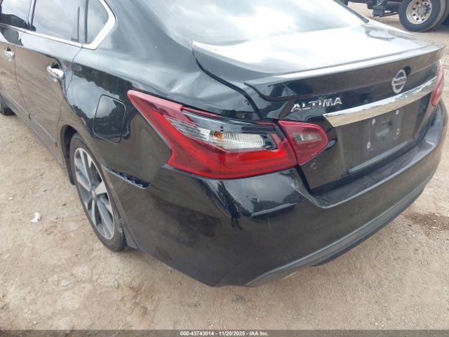 Nissan Altima 2.5 Sr Image 8