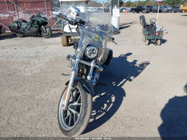 Harley-Davidson Xl1200 T Image 12